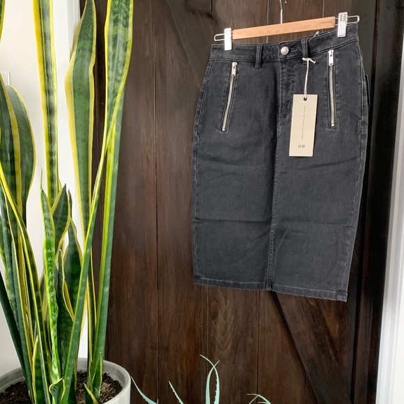 Marc by Marc Jacobs Black Skirt - Picture 1 of 6